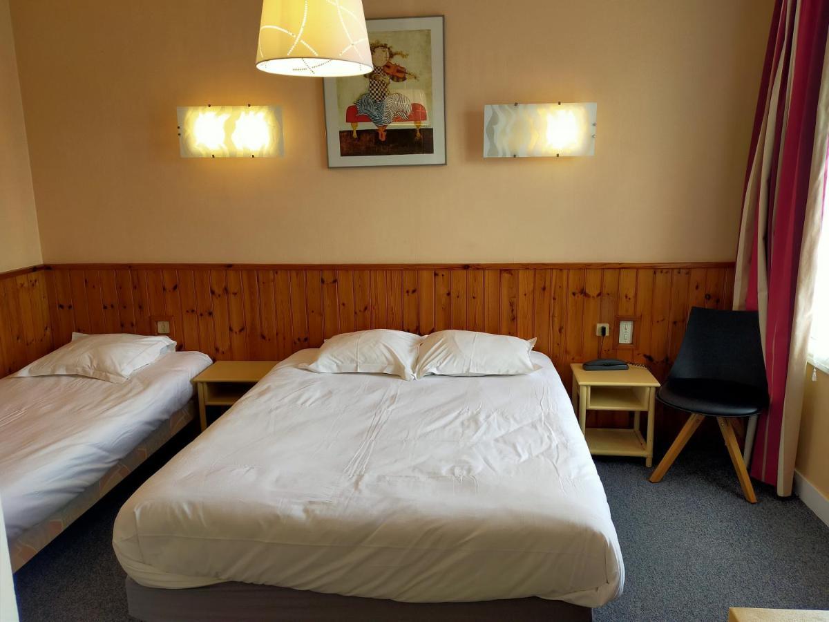 Hotel Des Biches Nuaillé Exteriör bild